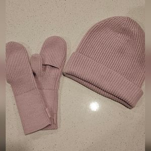 Lululemon Hat and Mitten Set